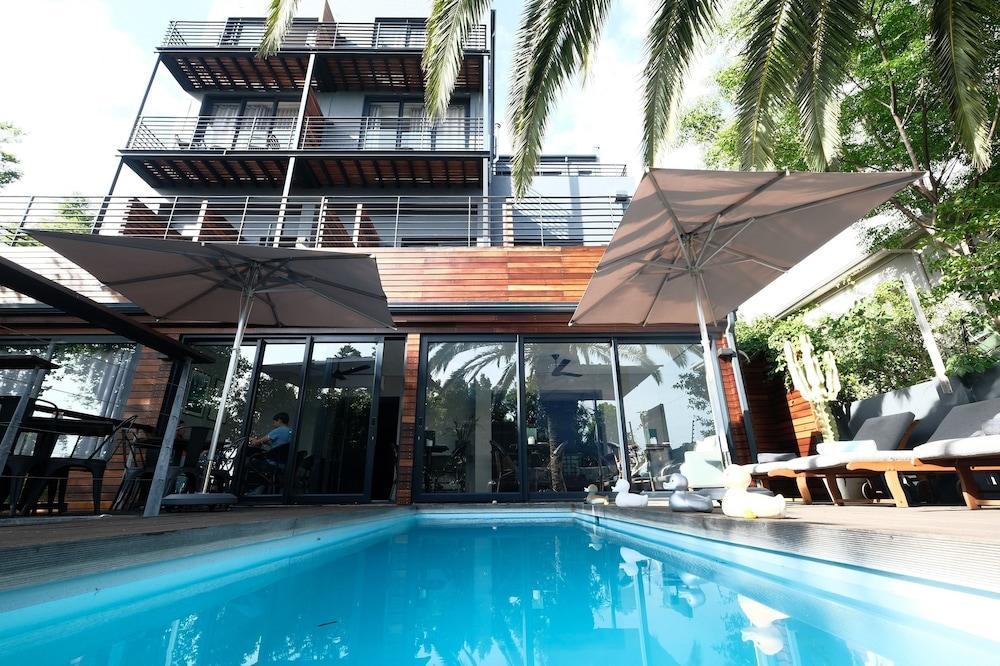 The Tree House Boutique By The Living Journey Collection